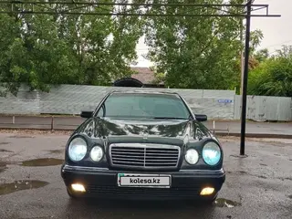 Mercedes-Benz E 280