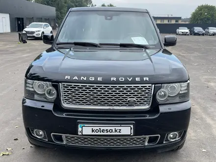 Land Rover Range Rover 2012 года за 11 101 850 тг. в Алматы – фото 2
