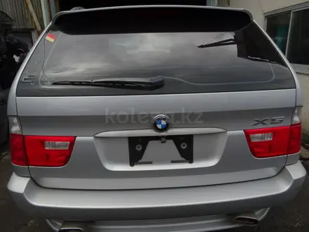 Дверь багажника BMW X5 (E53) за 70 000 тг. в Усть-Каменогорск