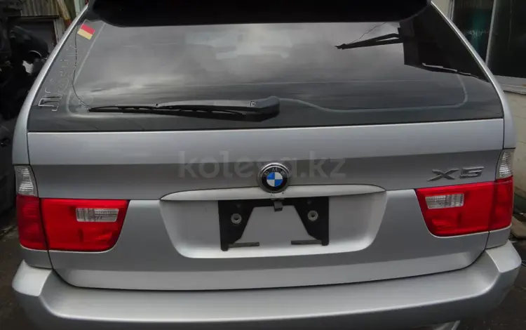 Дверь багажника BMW X5 (E53) за 70 000 тг. в Усть-Каменогорск
