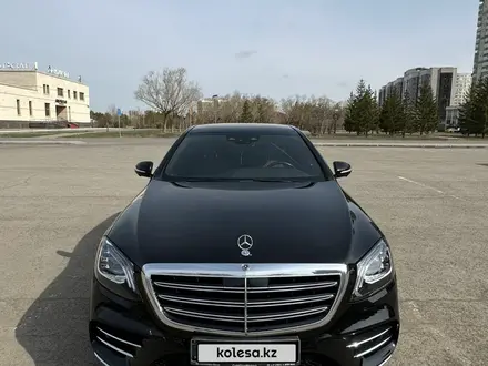 Mercedes-Benz S 450 2018 года за 47 000 000 тг. в Астана – фото 2
