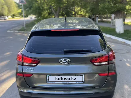 Hyundai i30 2022 года за 7 150 000 тг. в Уральск – фото 15