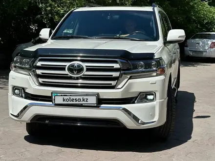 Toyota Land Cruiser 2017 года за 33 000 000 тг. в Алматы