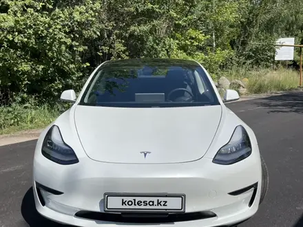 Tesla Model 3 2020 года за 20 500 000 тг. в Алматы – фото 2