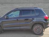 Volkswagen Tiguan 2012 года за 4 300 000 тг. в Уральск – фото 2