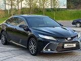 Toyota Camry 2021 года за 18 500 000 тг. в Алматы