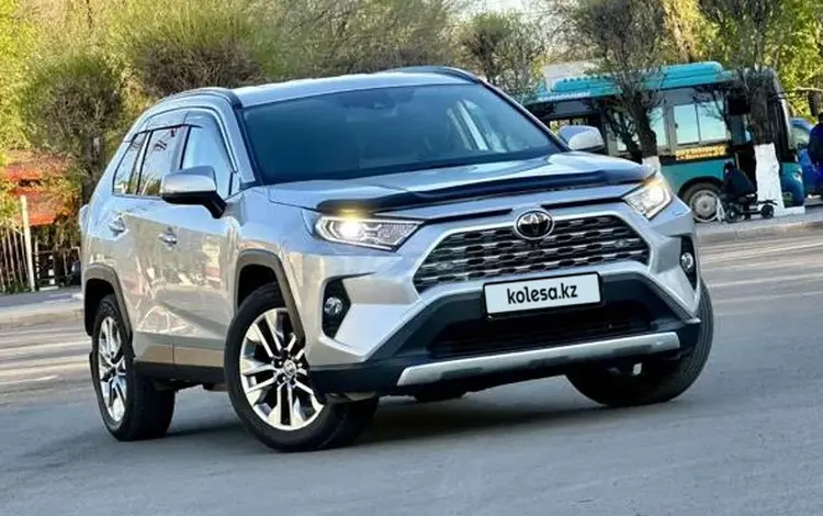 Toyota RAV4 2020 годаүшін16 000 000 тг. в Караганда