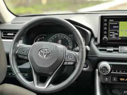 Toyota RAV4 2020 года за 16 000 000 тг. в Караганда – фото 2
