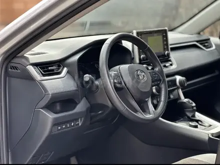 Toyota RAV4 2020 года за 16 000 000 тг. в Караганда – фото 3