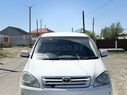 Toyota Ipsum 2002 года за 2 900 000 тг. в Атырау – фото 2