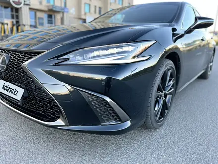 Lexus ES 250 2022 года за 26 500 000 тг. в Астана – фото 18