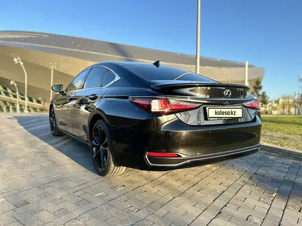 Lexus ES 250 2022 года за 26 500 000 тг. в Астана – фото 40