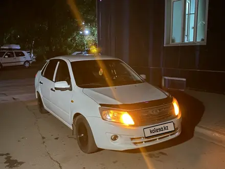 ВАЗ (Lada) Granta 2190 2013 года за 1 890 000 тг. в Караганда – фото 2