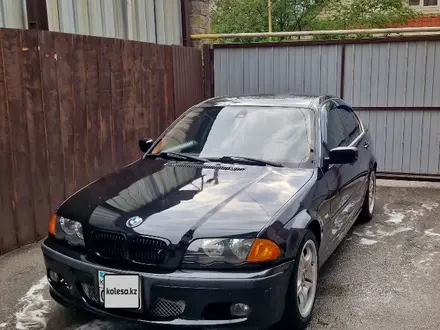 BMW 320 2000 года за 3 198 000 тг. в Алматы – фото 2