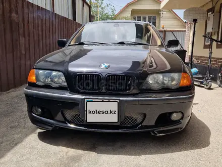 BMW 320 2000 года за 3 198 000 тг. в Алматы