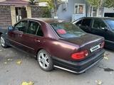 Mercedes-Benz E 230 1997 года за 2 300 000 тг. в Астана – фото 4