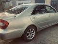 Toyota Camry 2003 года за 4 000 000 тг. в Актобе – фото 4