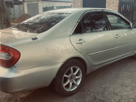 Toyota Camry 2003 года за 4 000 000 тг. в Актобе – фото 4