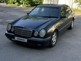 Mercedes-Benz E 280 1998 года за 2 600 000 тг. в Алматы