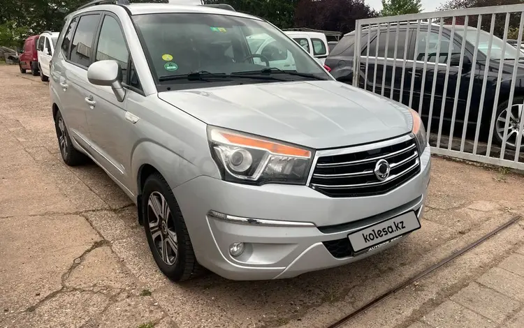 SsangYong Stavic 2013 года за 7 900 000 тг. в Алматы