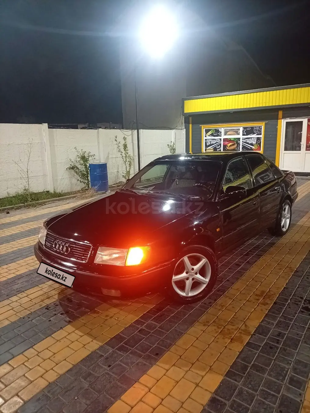 Audi 100, 1993