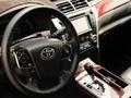 Toyota Camry 2013 года за 9 600 000 тг. в Жанаозен – фото 11