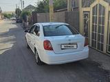 Chevrolet Lacetti 2004 года за 2 400 000 тг. в Шымкент – фото 3