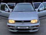 Volkswagen Golf 1994 года за 1 350 000 тг. в Алматы – фото 2