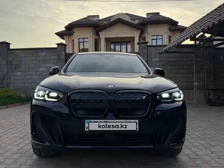 BMW iX3 2021 года за 22 500 000 тг. в Алматы – фото 2