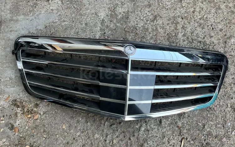 Решетка радиатора за 1 000 тг. в Алматы