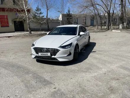 Hyundai Sonata 2019 годаүшін10 500 000 тг. в Астана – фото 3