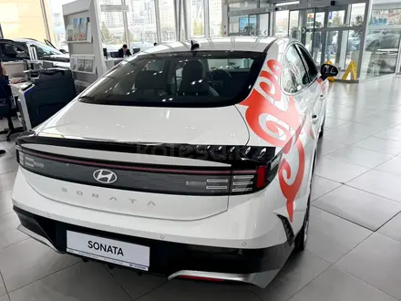 Hyundai Sonata Premium 2026 года за 16 190 000 тг. в Астана – фото 4