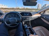 Hyundai Sonata 2020 годаүшін8 990 000 тг. в Астана – фото 4