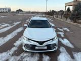 Toyota Camry 2020 года за 17 300 000 тг. в Алматы – фото 3