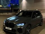 BMW X5 2021 года за 41 000 000 тг. в Алматы – фото 2