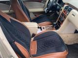 Mercedes-Benz E 240 1998 года за 1 900 000 тг. в Алматы