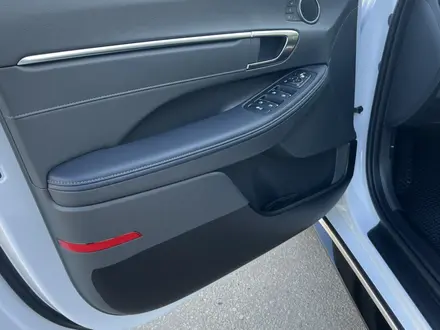 Hyundai Sonata 2023 года за 13 400 000 тг. в Астана – фото 28