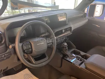 Toyota Land Cruiser Prado Comfort+ 2025 года за 32 490 000 тг. в Актобе – фото 5