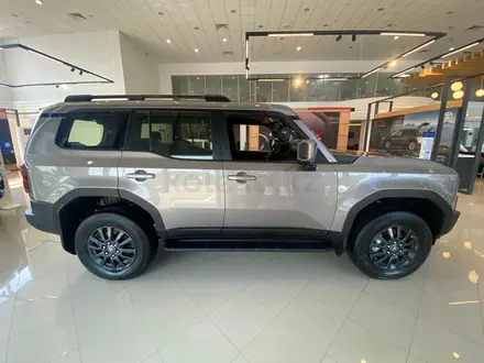 Toyota Land Cruiser Prado Comfort+ 2025 года за 32 490 000 тг. в Актобе – фото 7