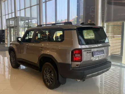 Toyota Land Cruiser Prado Comfort+ 2025 года за 32 490 000 тг. в Актобе – фото 9