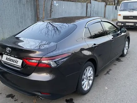 Toyota Camry 2023 года за 18 500 000 тг. в Алматы – фото 4