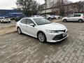 Toyota Camry 2020 года за 16 300 000 тг. в Актау