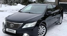 Toyota Camry 2012 года за 9 900 000 тг. в Астана – фото 2