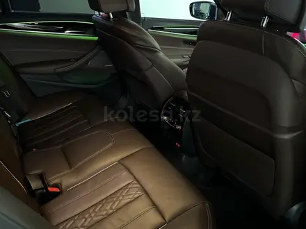 BMW 520 2023 года за 29 900 000 тг. в Астана – фото 25
