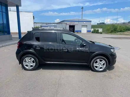 Renault Sandero Stepway 2015 года за 4 300 000 тг. в Астана – фото 3