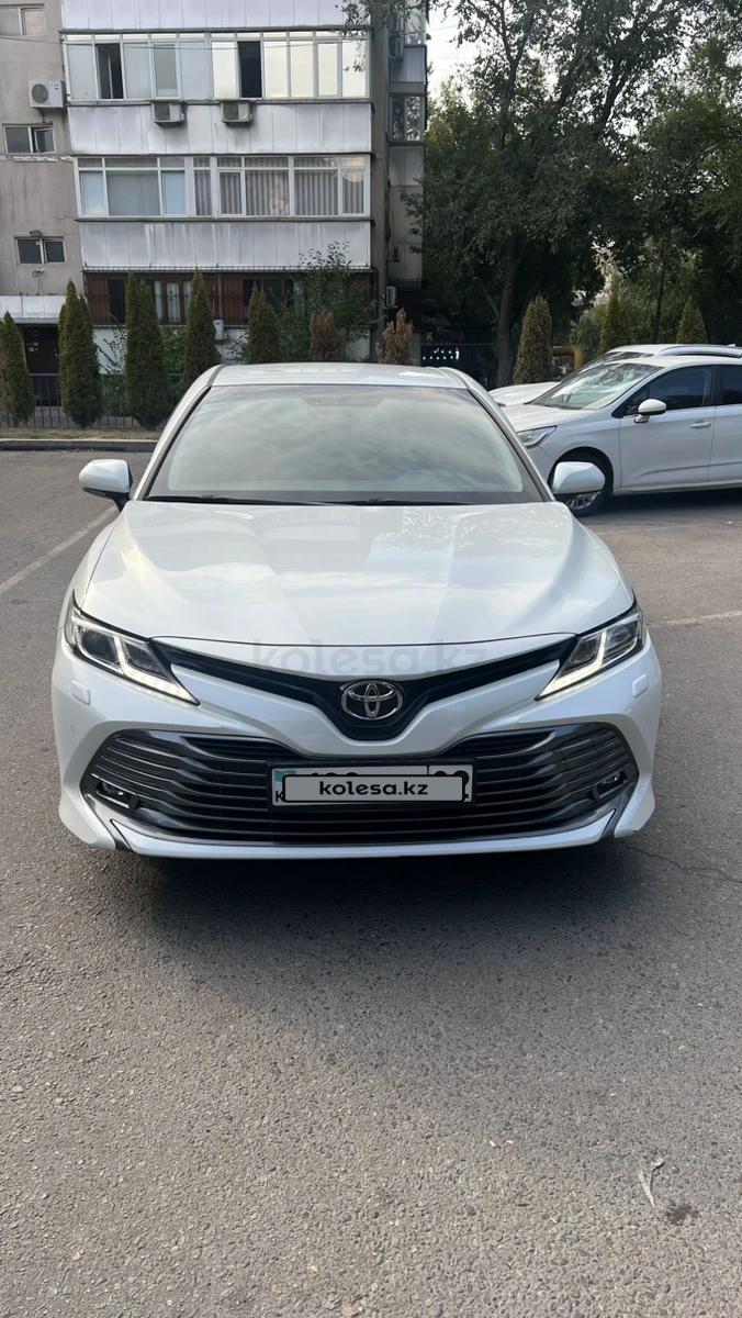 Toyota Camry 2020 г.