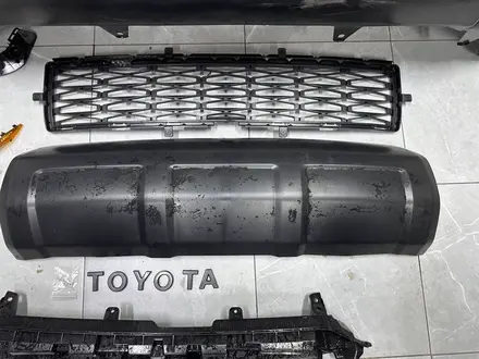 Бампер передний в сборе Toyota 4RUNNER 2014-2024 за 210 000 тг. в Алматы – фото 4