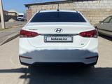 Hyundai Accent 2018 года за 8 200 000 тг. в Шымкент – фото 4