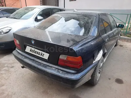 BMW 318 1993 года за 580 000 тг. в Шымкент – фото 2