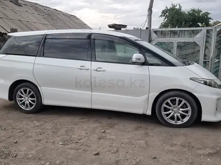 Toyota Estima 2013 года за 6 500 000 тг. в Семей